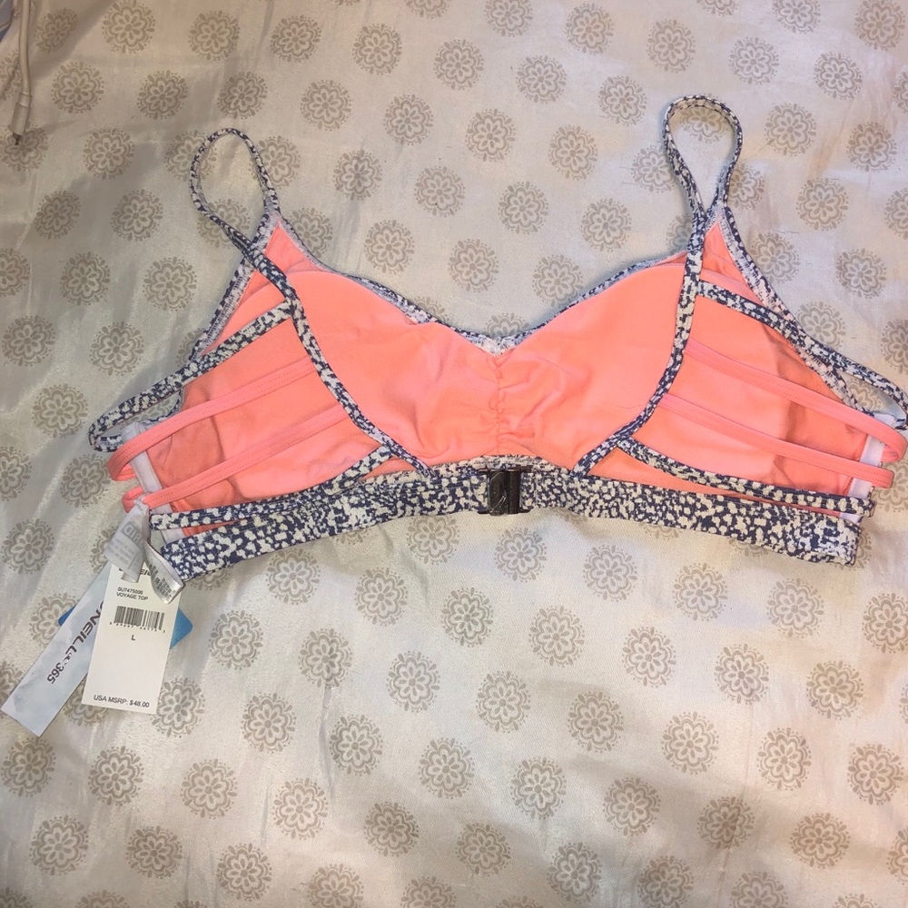 NWOT ONeill bikini top - Picture 2 of 4